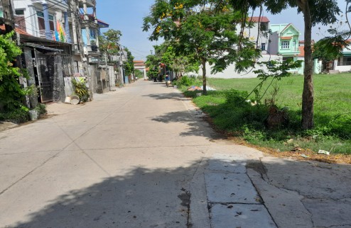 Bán nhà Thanh Lâm Mê Linh HN, ô tô tránh, ở ngay, DT 395m2 MT 20m, chỉ 10tr/m2.